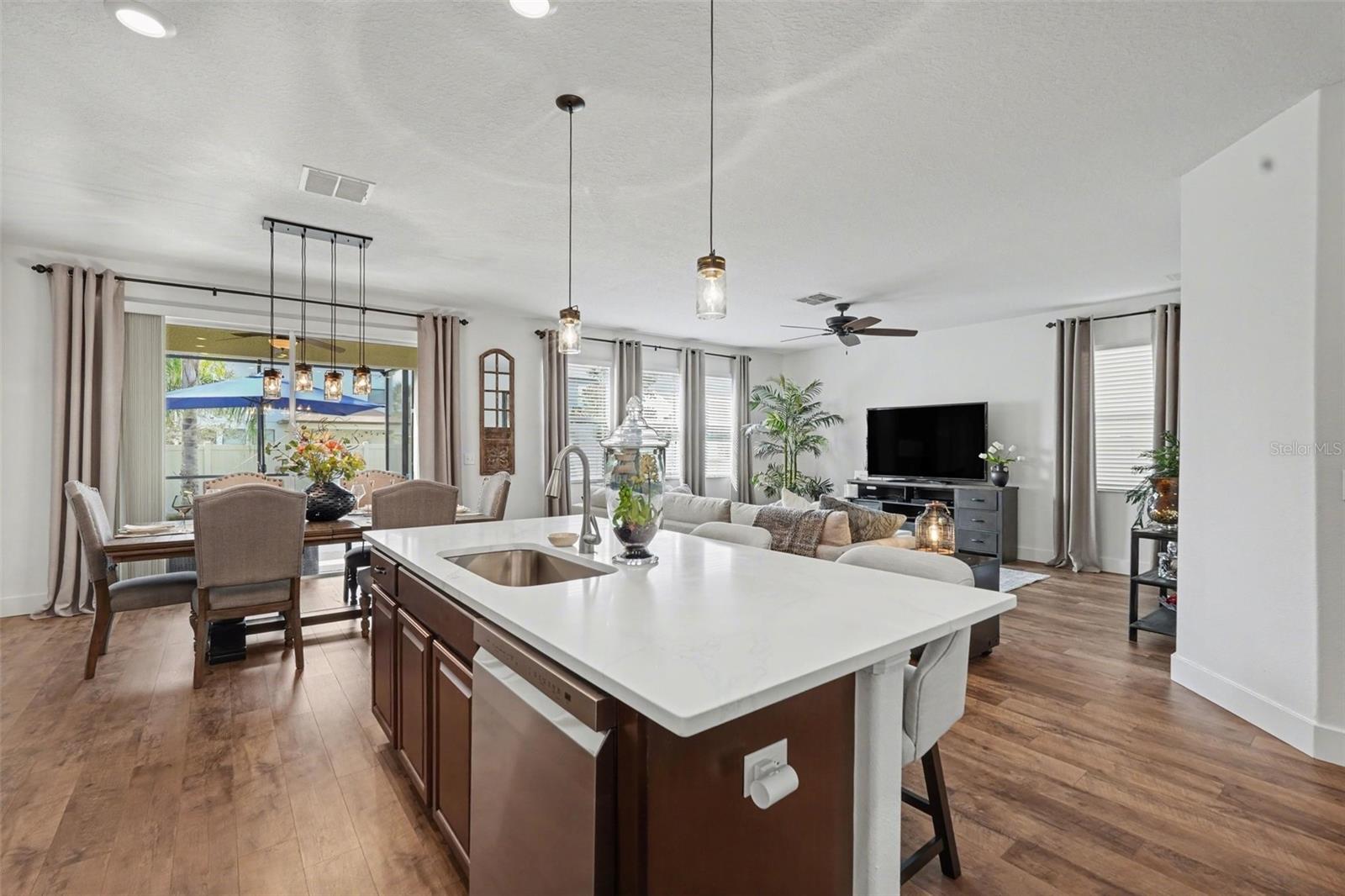 8165 FAIRE FROST LN — photo 12