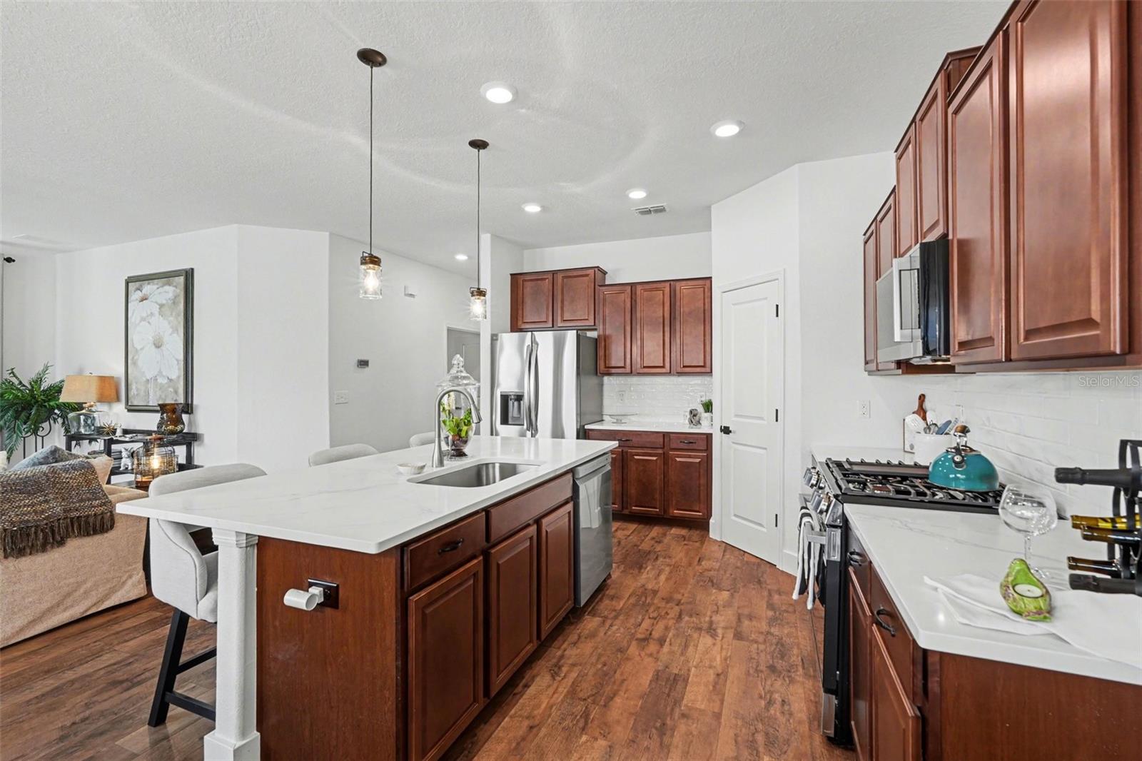 8165 FAIRE FROST LN — photo 15
