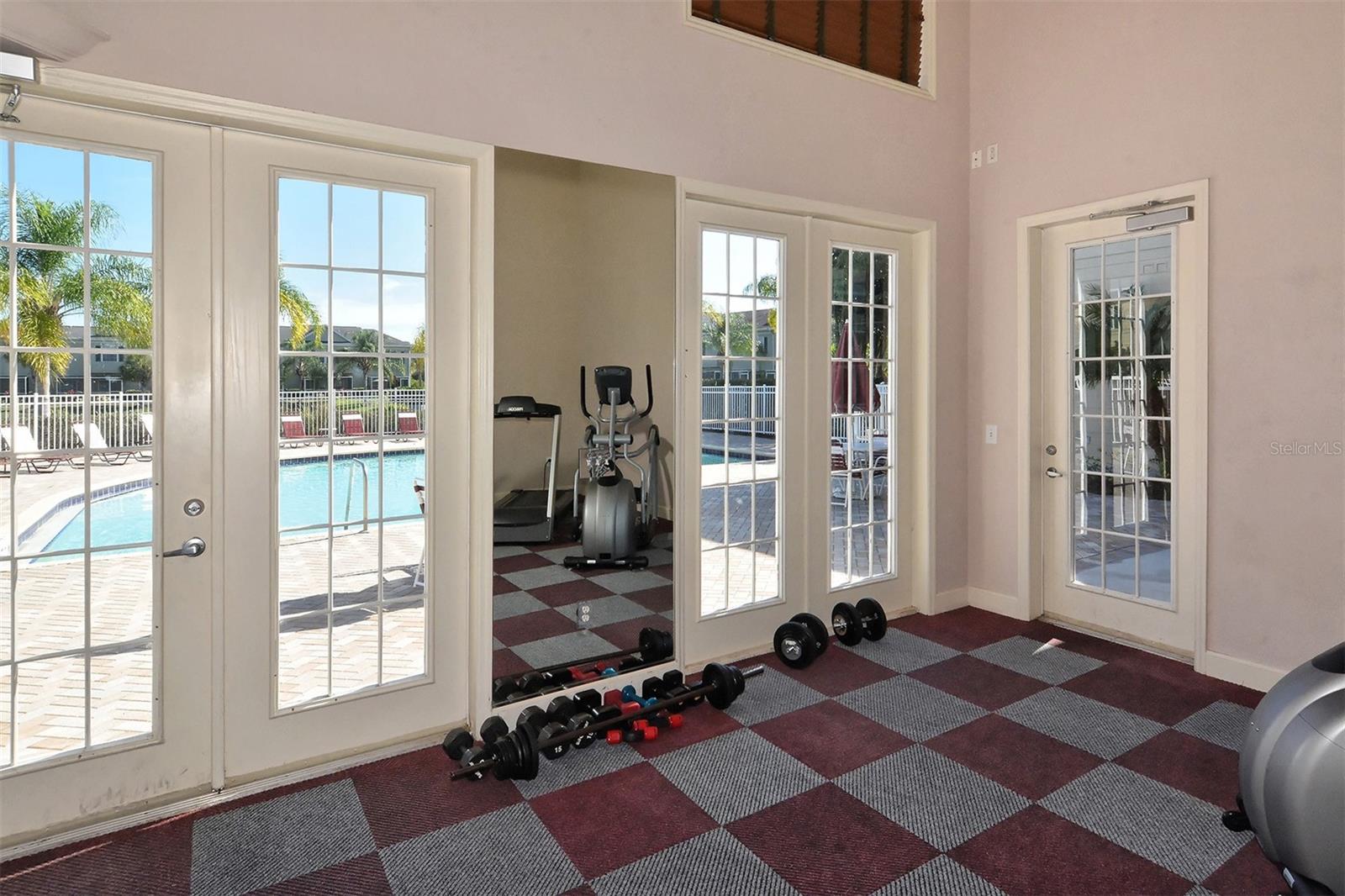 7721 PLANTATION CIR — photo 35
