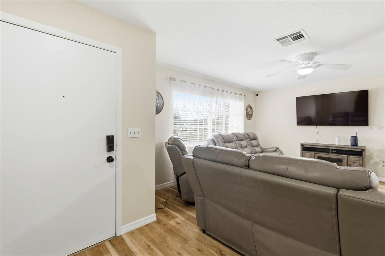 3022 JACKSON DR — photo 13