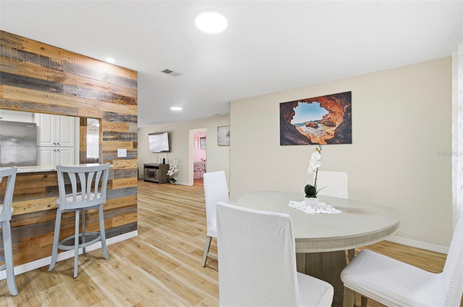3022 JACKSON DR — photo 21