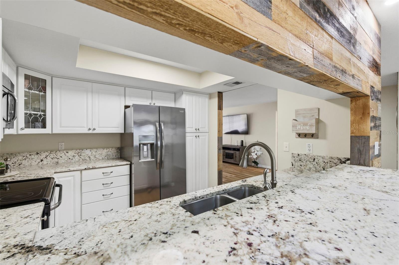 3022 JACKSON DR — photo 23