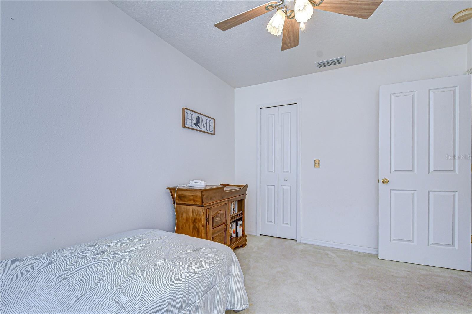 1832 SASSAFRAS DR — photo 31