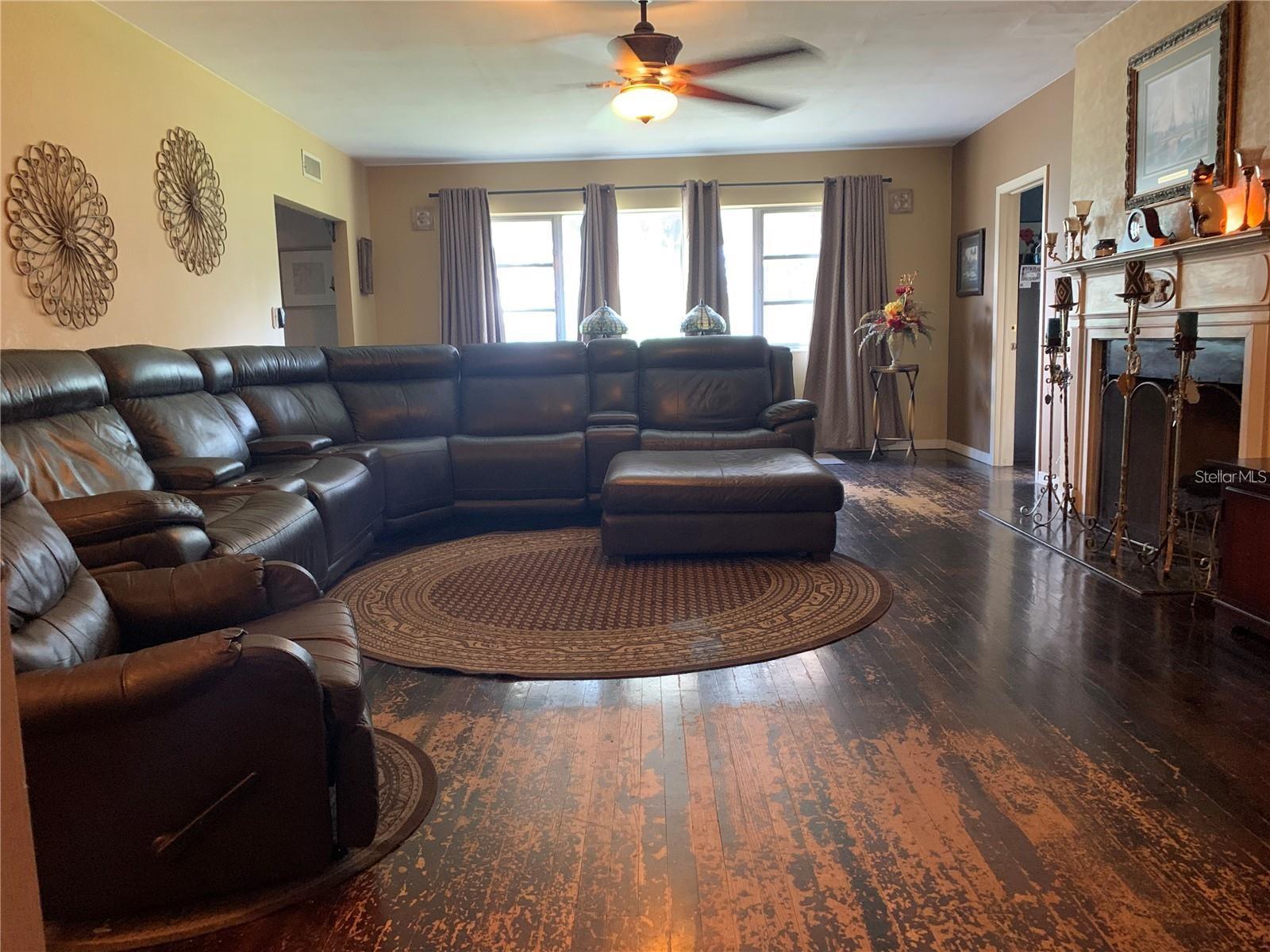 750 CHARLIE TAYLOR RD — photo 31