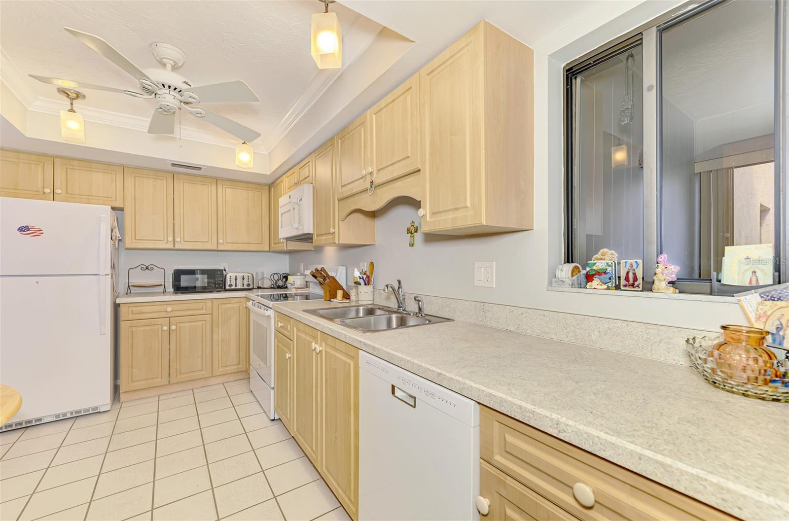 796 CAPRI ISLES BLVD #130 — photo 19