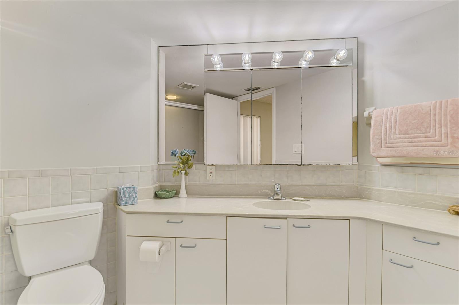 796 CAPRI ISLES BLVD #130 — photo 31