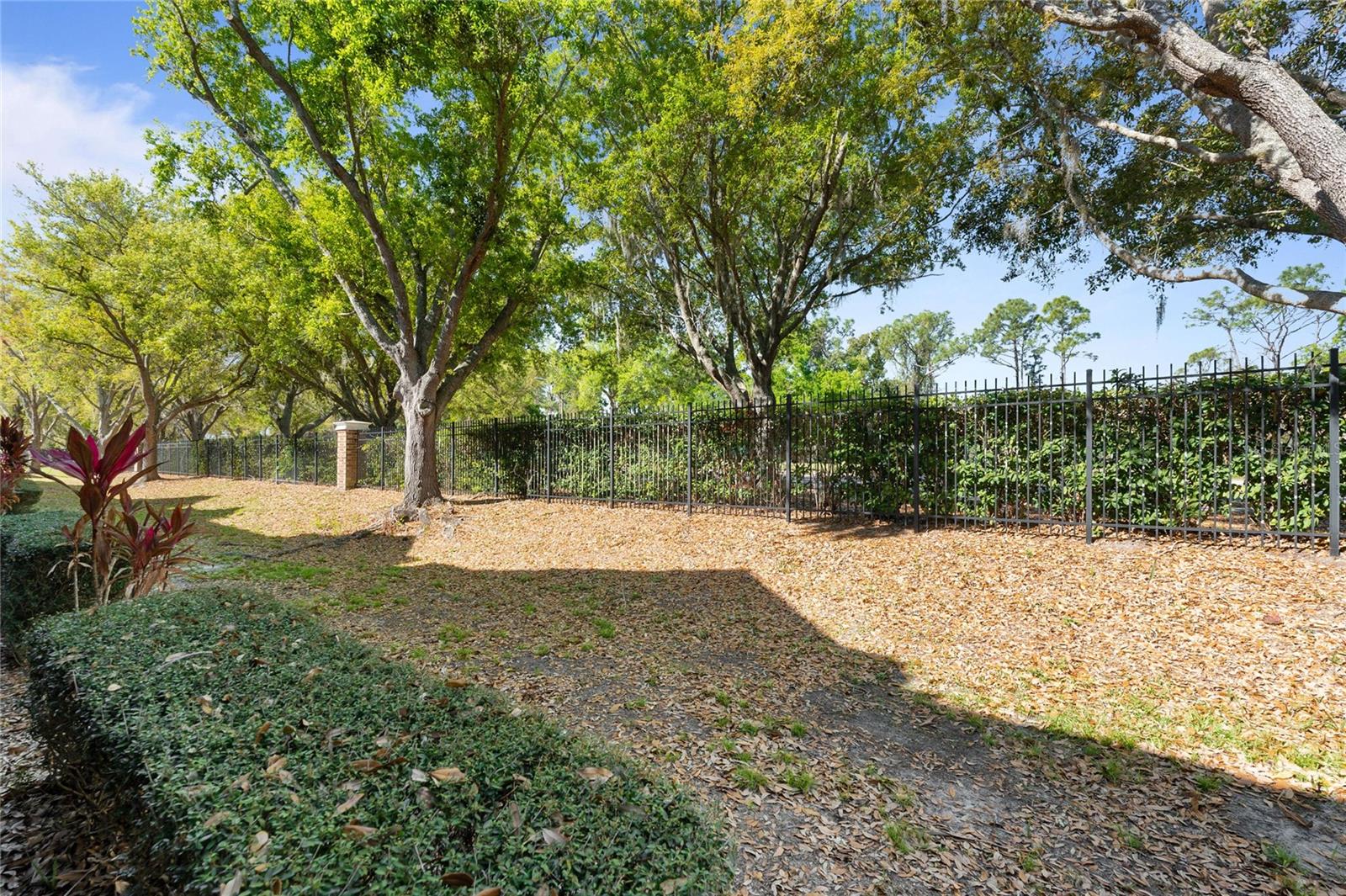 7698 PLANTATION CIR — photo 28