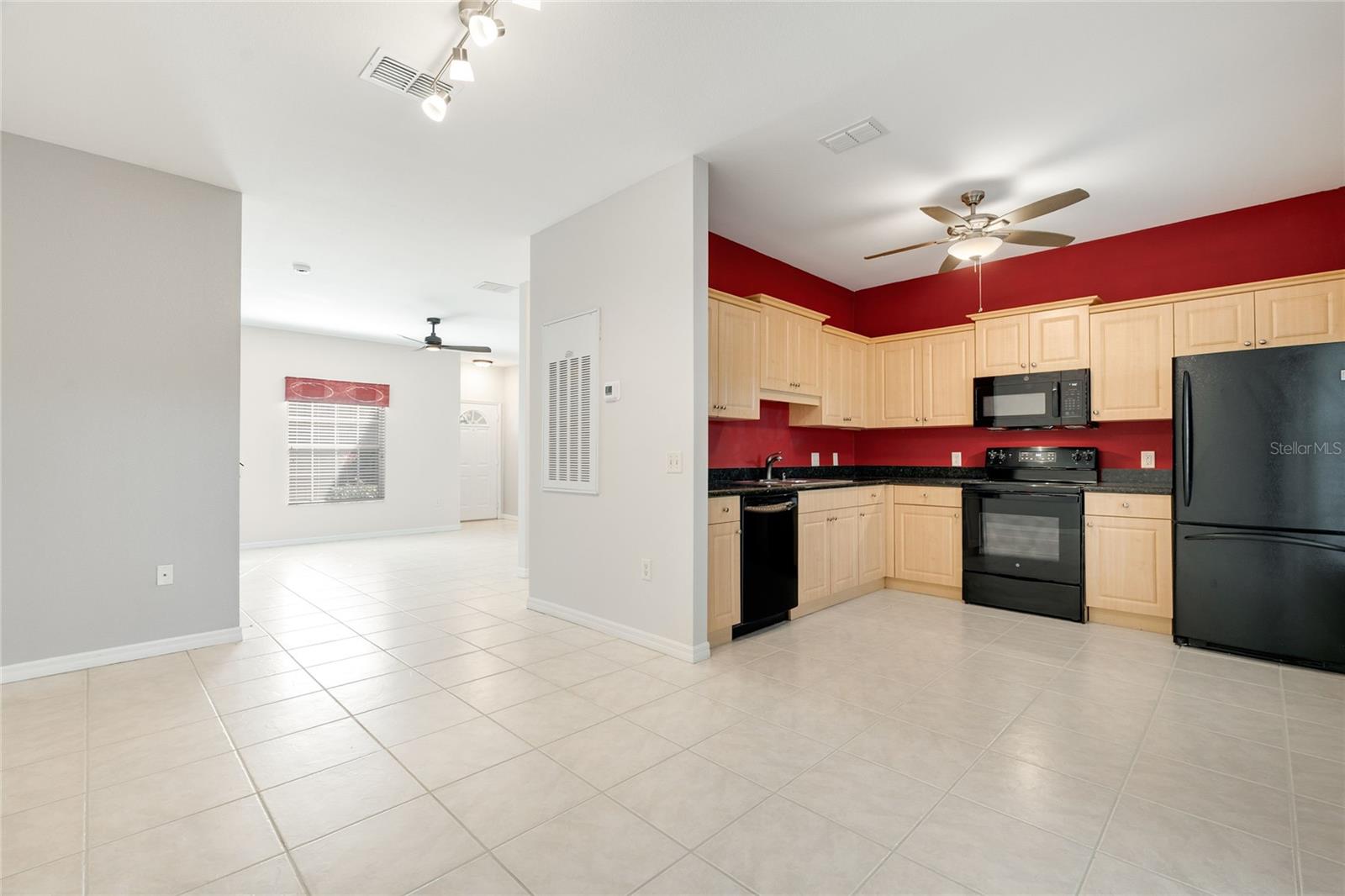 7698 PLANTATION CIR — photo 6