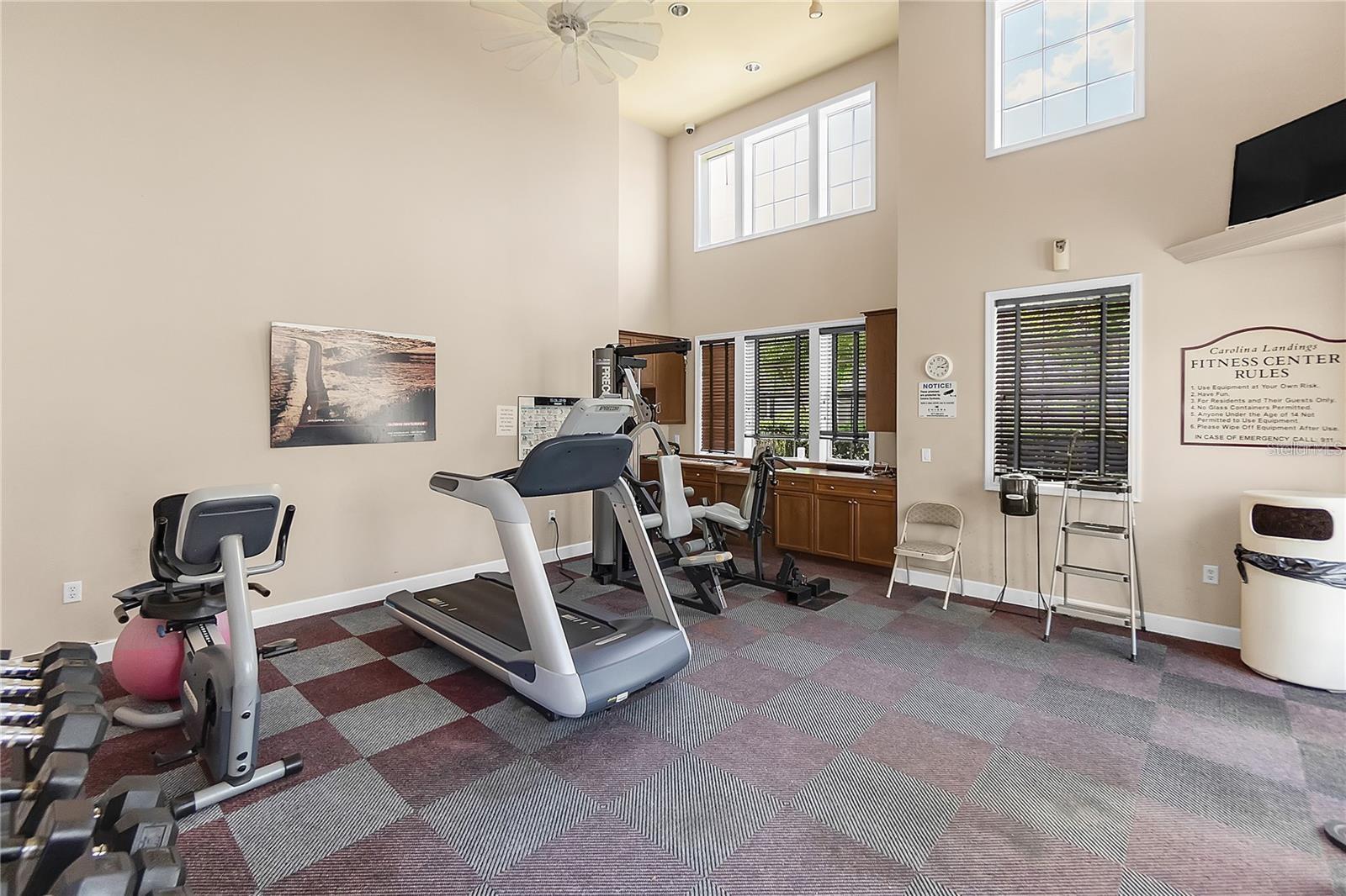 7698 PLANTATION CIR — photo 34