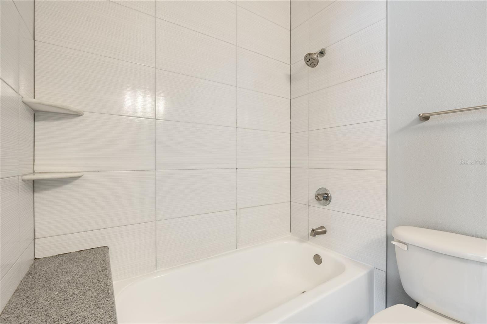 7698 PLANTATION CIR — photo 24