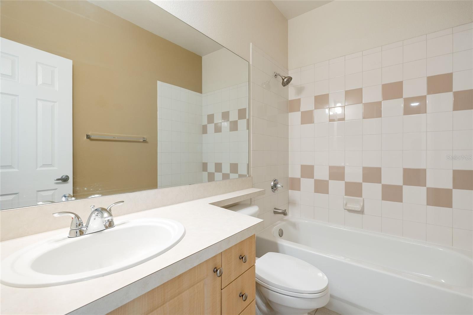 7698 PLANTATION CIR — photo 18