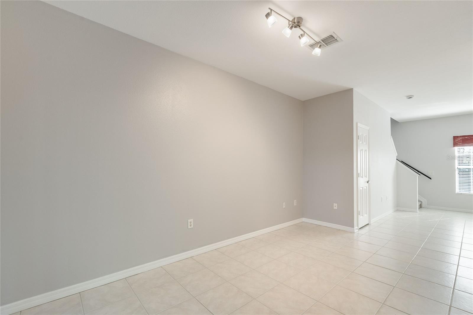 7698 PLANTATION CIR — photo 12