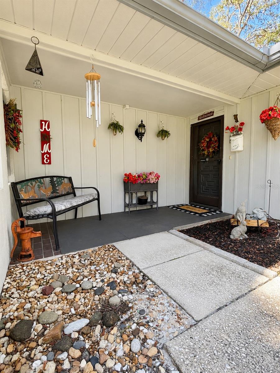 2309 WOODBEND CIR — photo 4