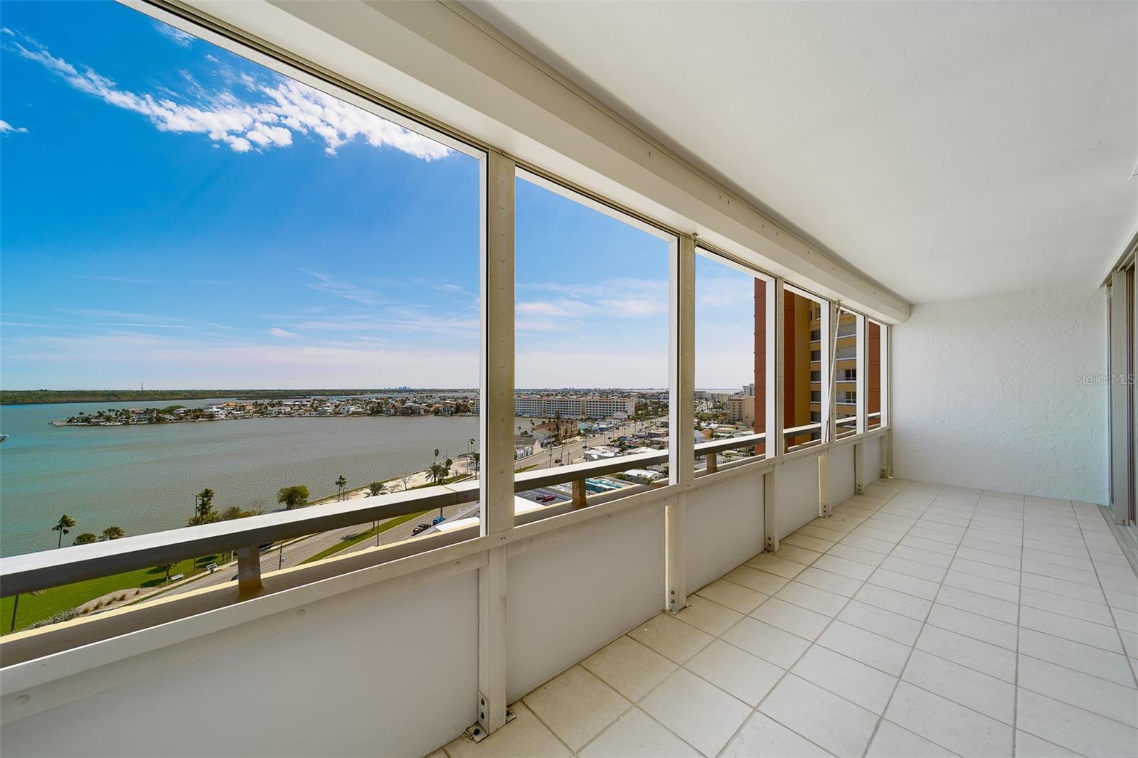 17920 GULF BLVD #1408 — photo 23