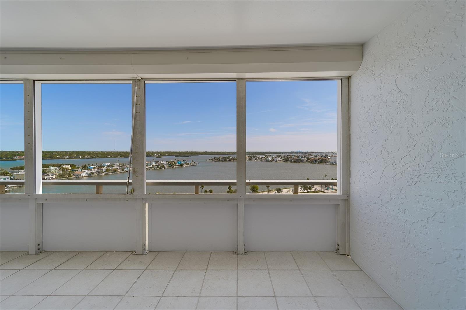 17920 GULF BLVD #1408 — photo 22