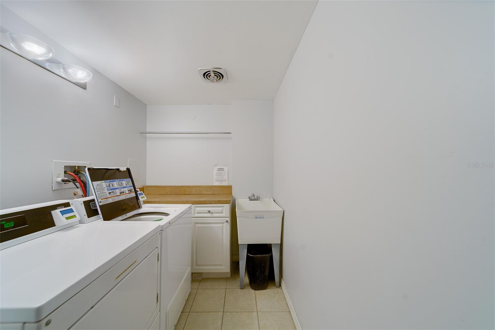 17920 GULF BLVD #1408 — photo 27