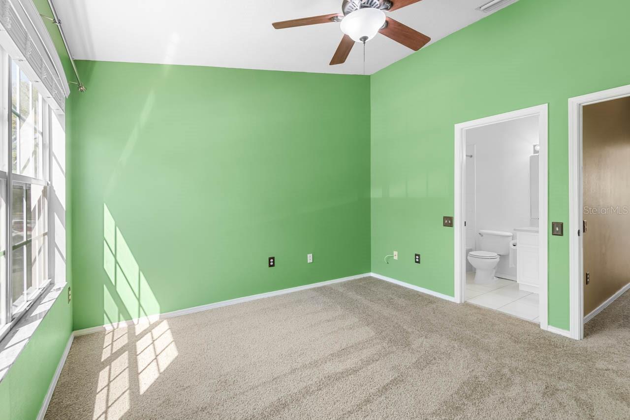 2411 LAKE WOODBERRY CIR — photo 30