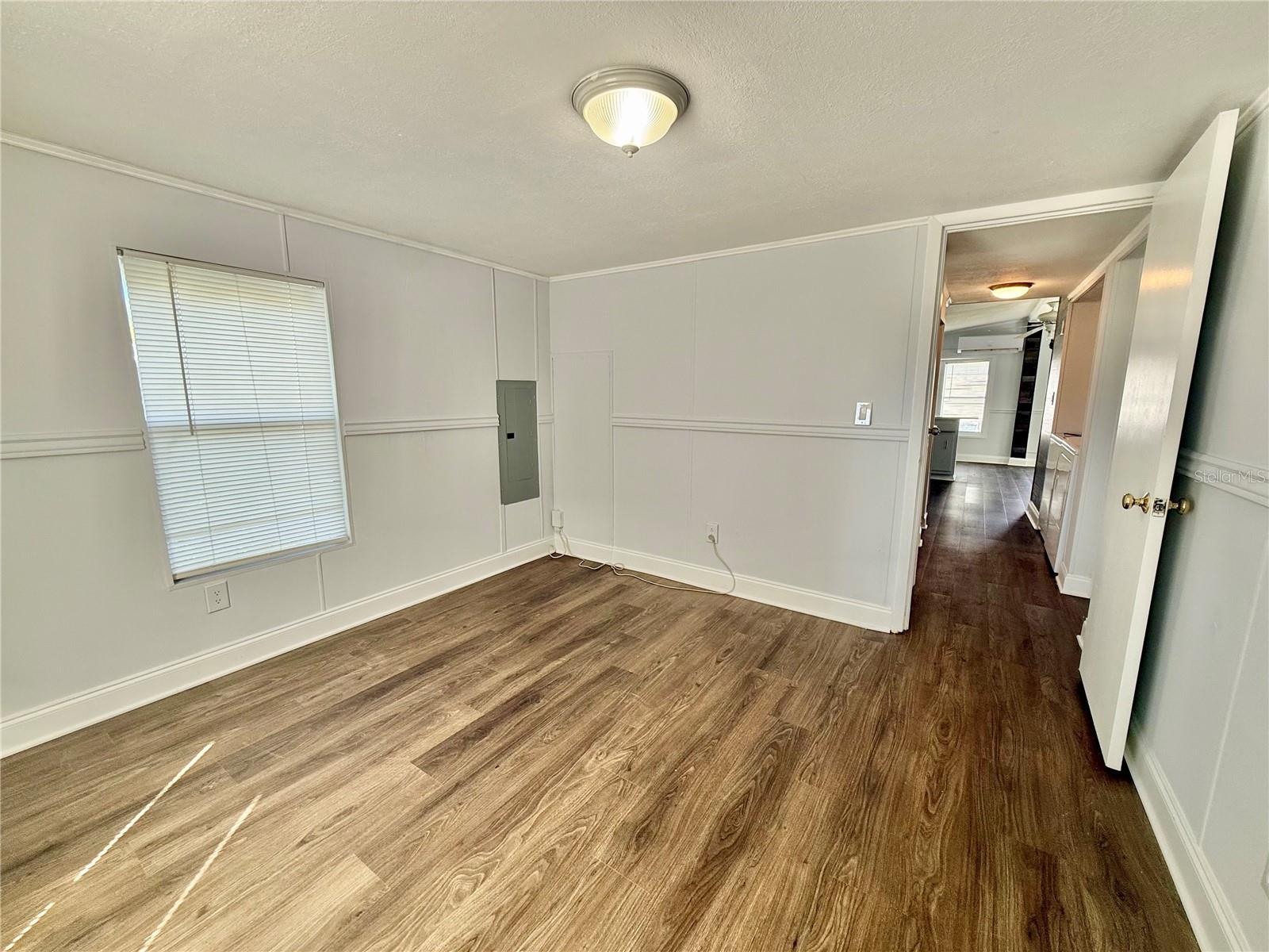 14618 GENEVA DR — photo 15
