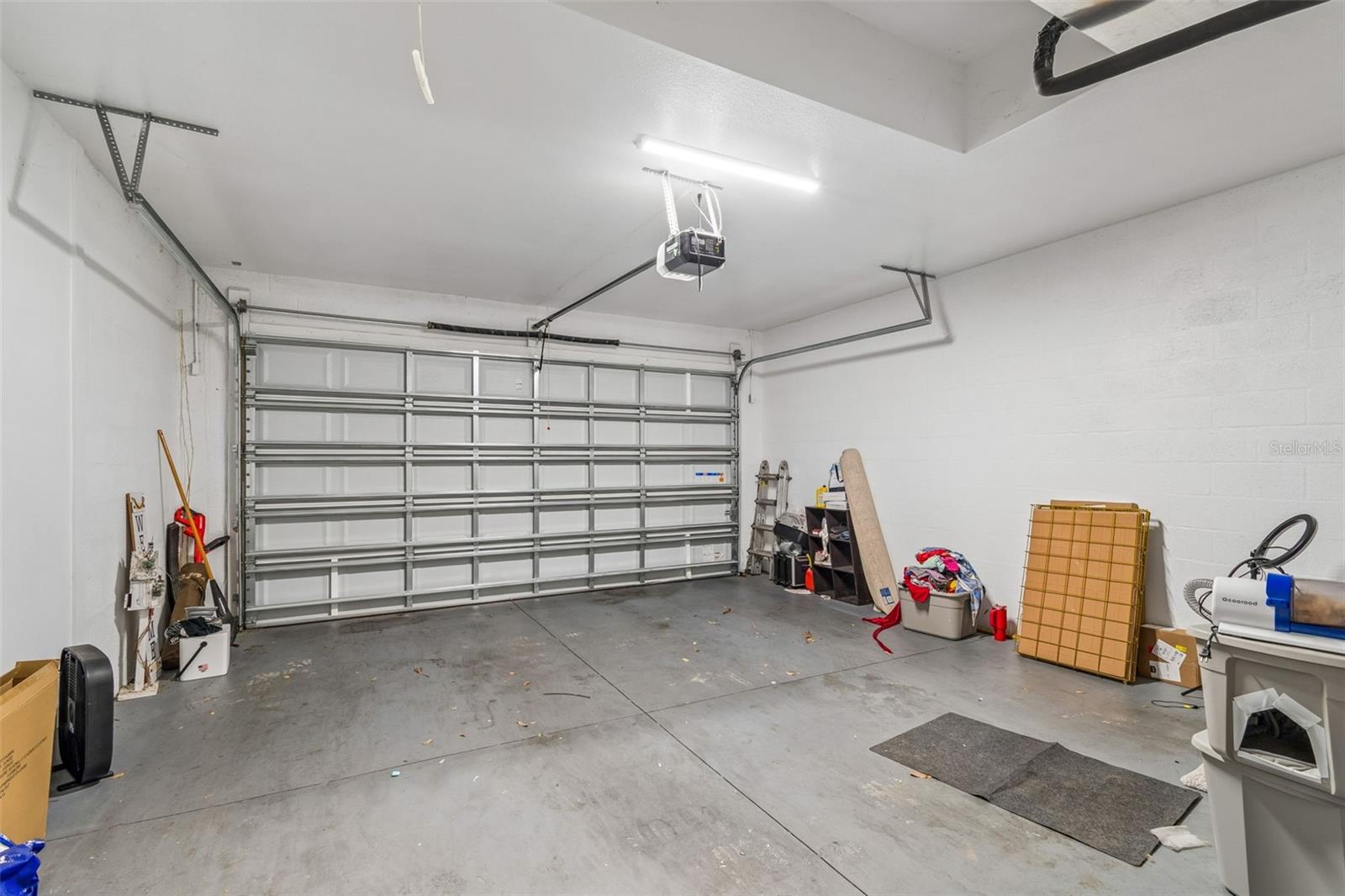 1901 W CLUSTER AVE — photo 43