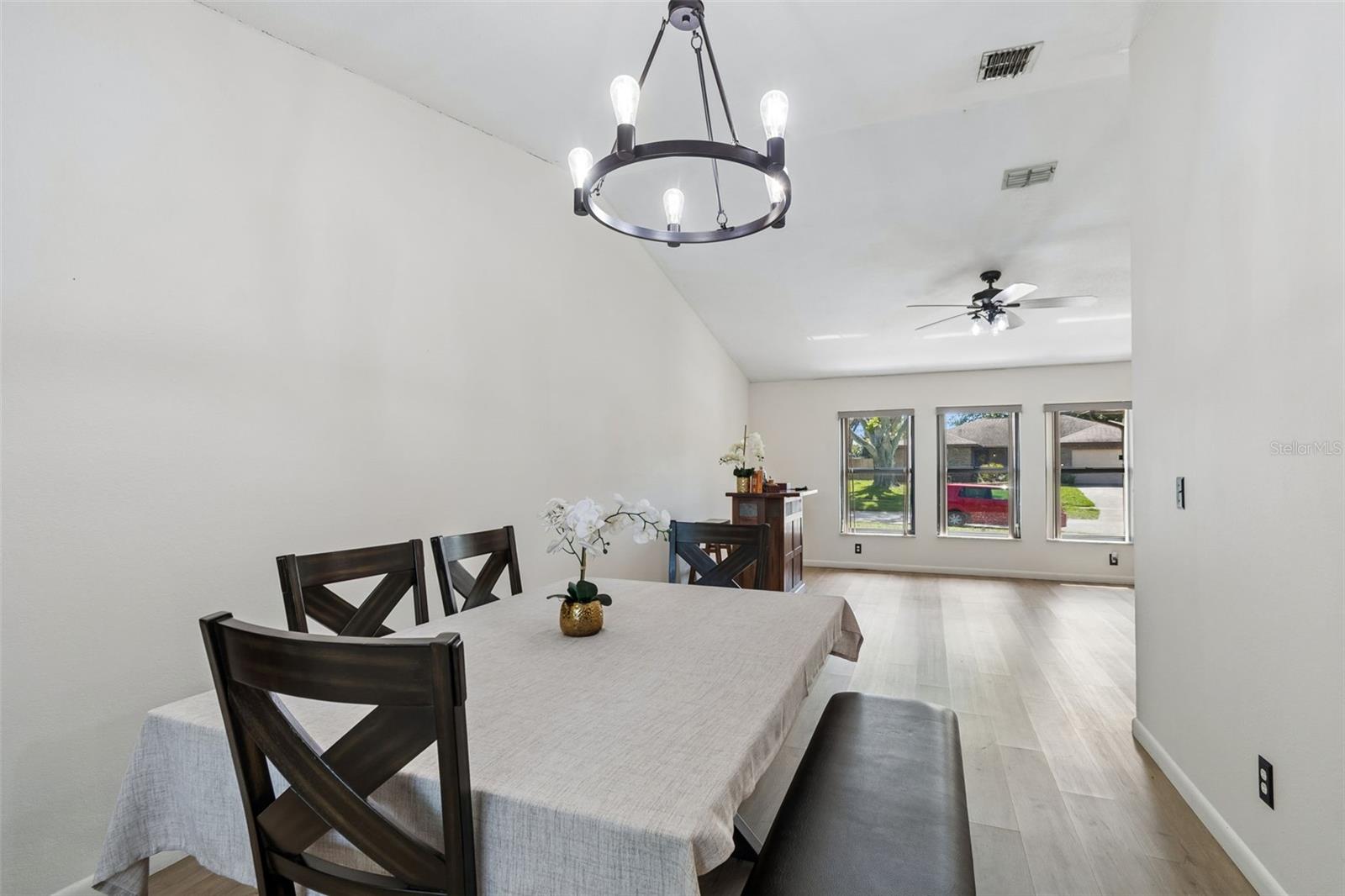 1039 NORTHRIDGE DR — photo 10