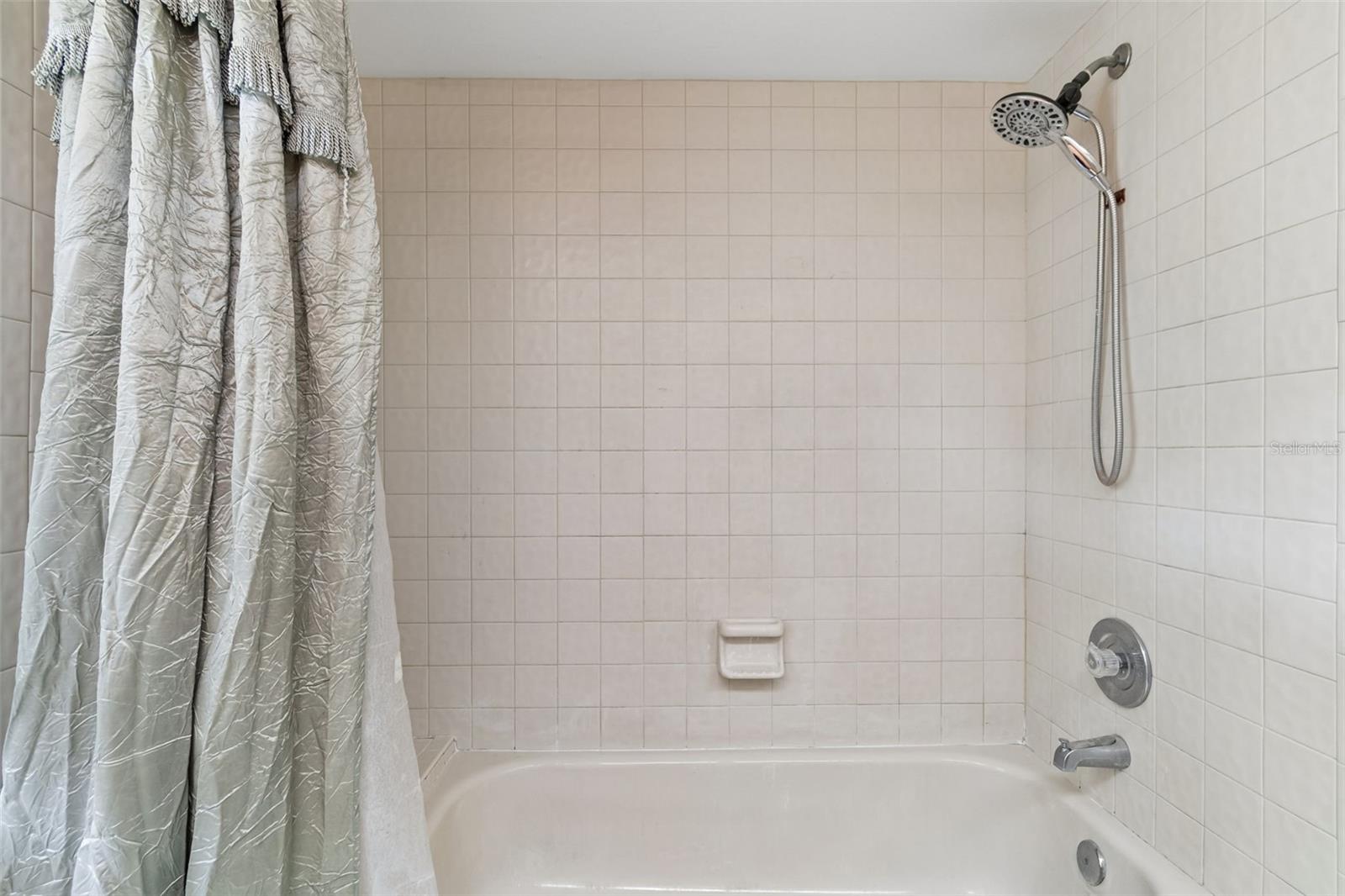 1039 NORTHRIDGE DR — photo 36