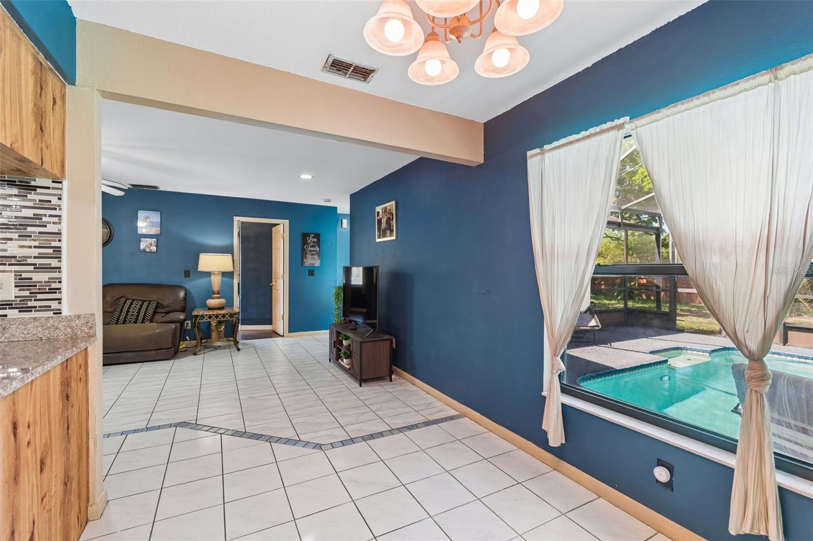 1039 NORTHRIDGE DR — photo 16