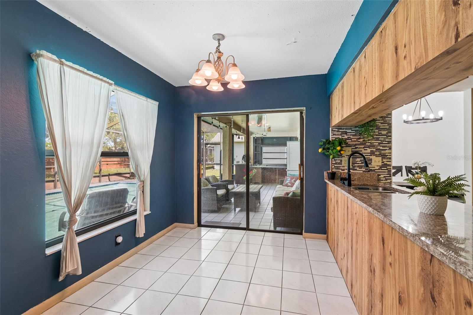 1039 NORTHRIDGE DR — photo 15