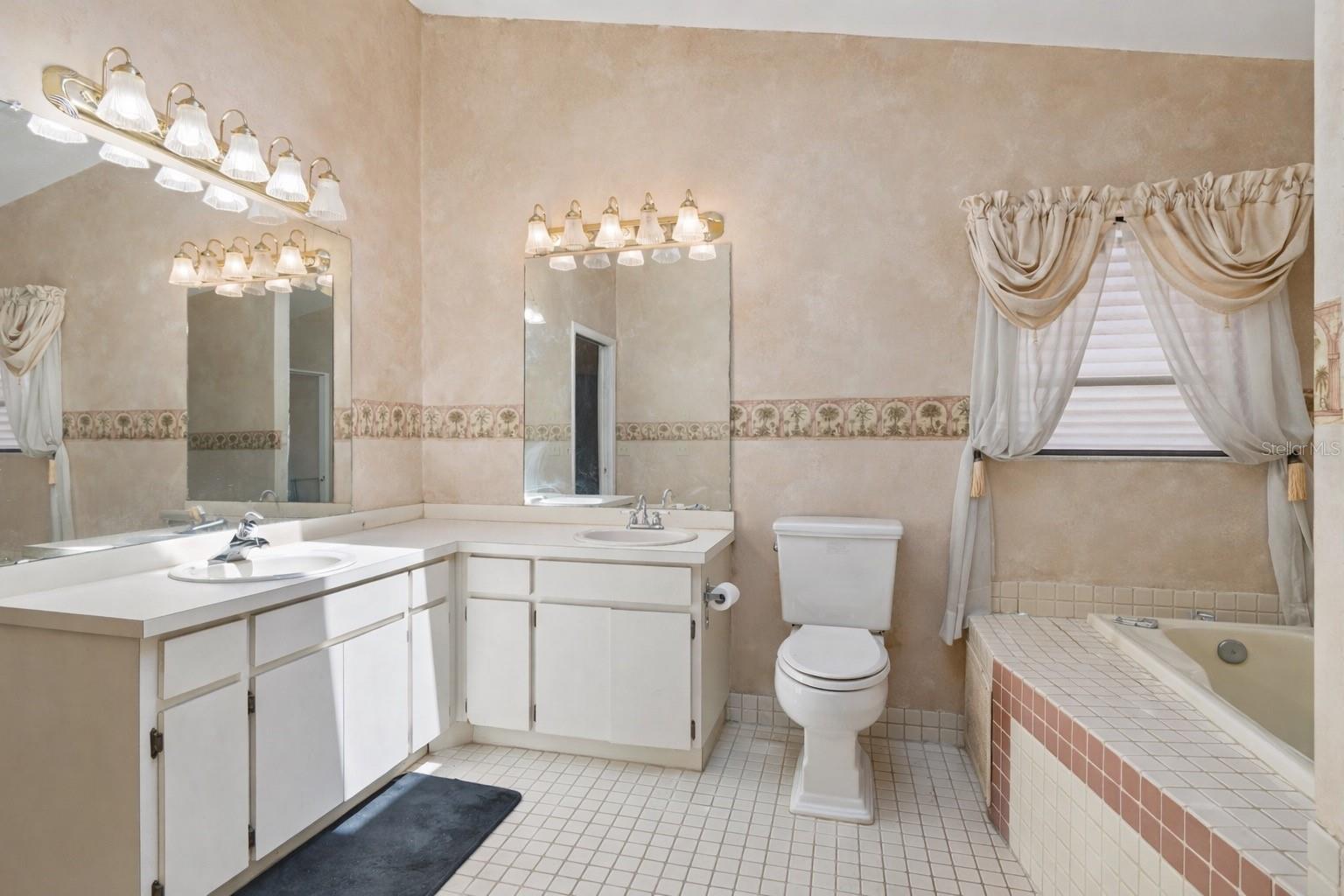 1039 NORTHRIDGE DR — photo 29