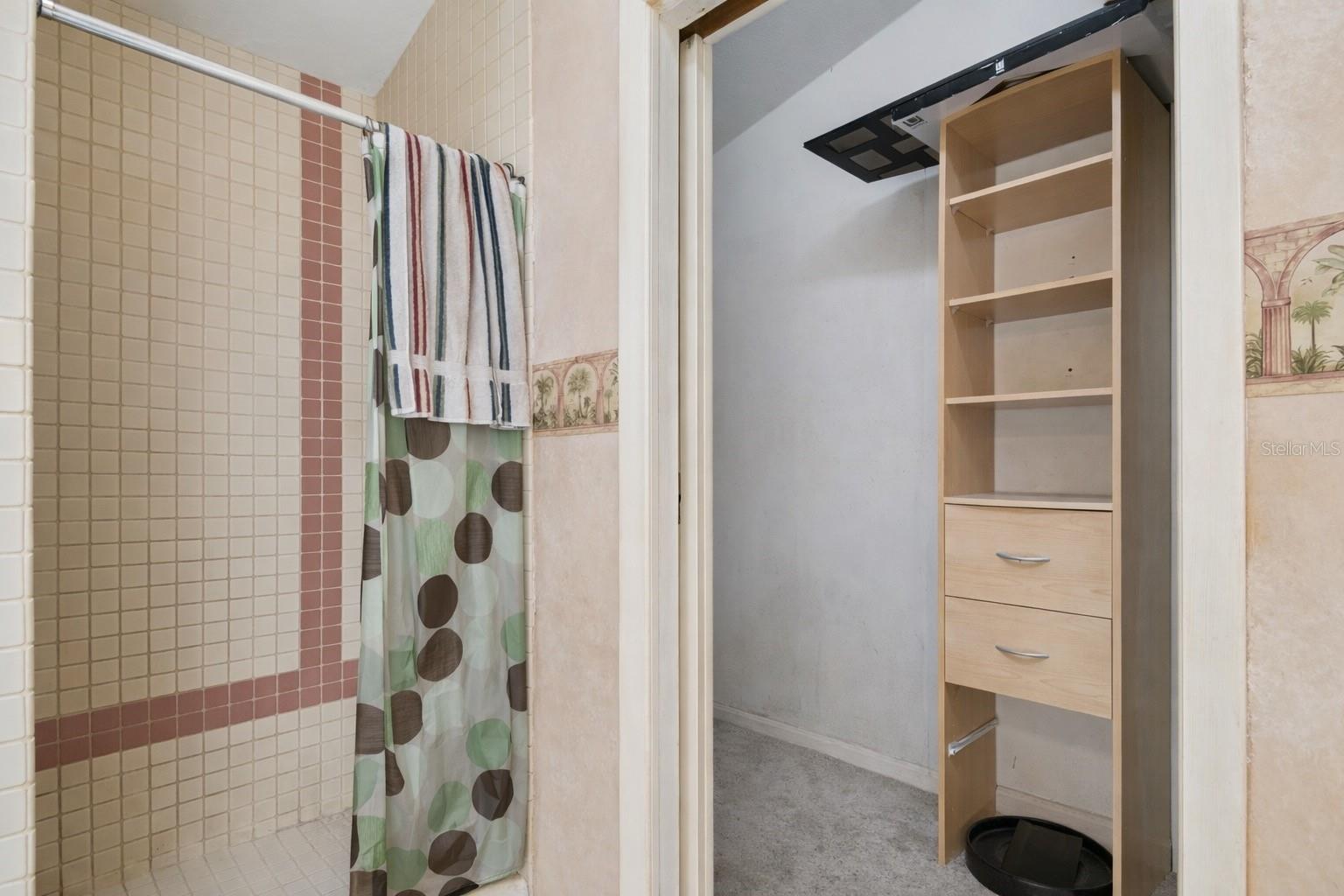 1039 NORTHRIDGE DR — photo 32
