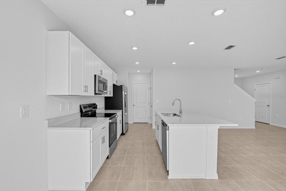 12422 WHISK CT — photo 2