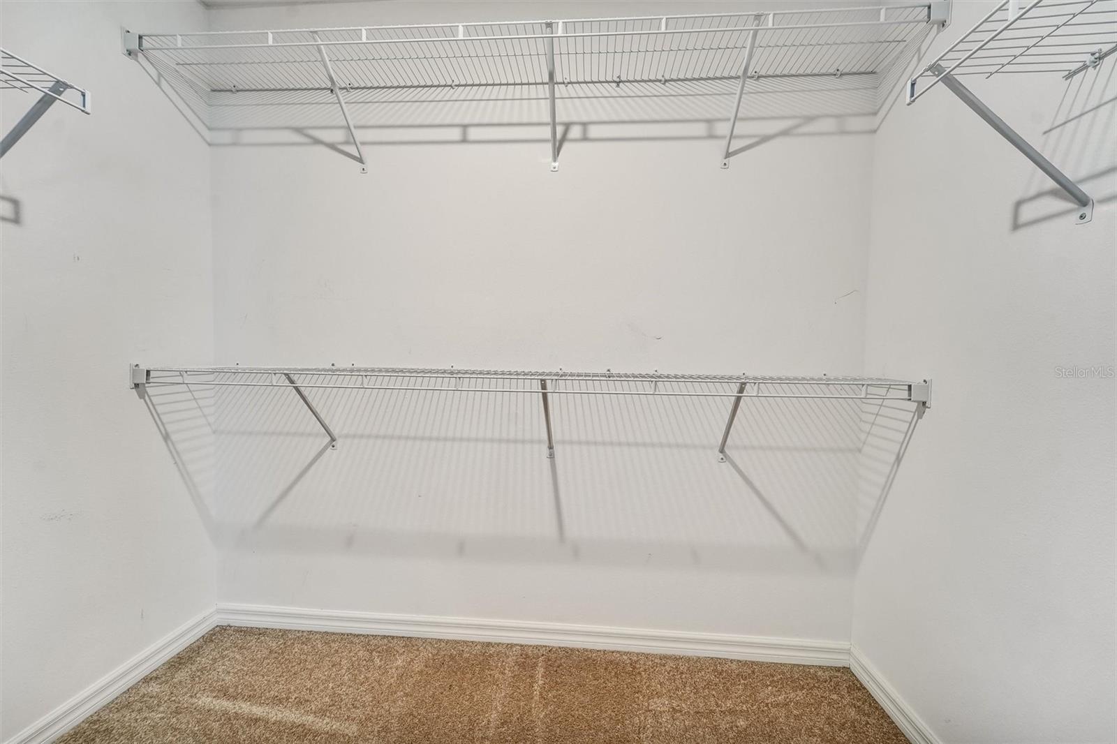 6803 BRANHAM MILL CT — photo 17