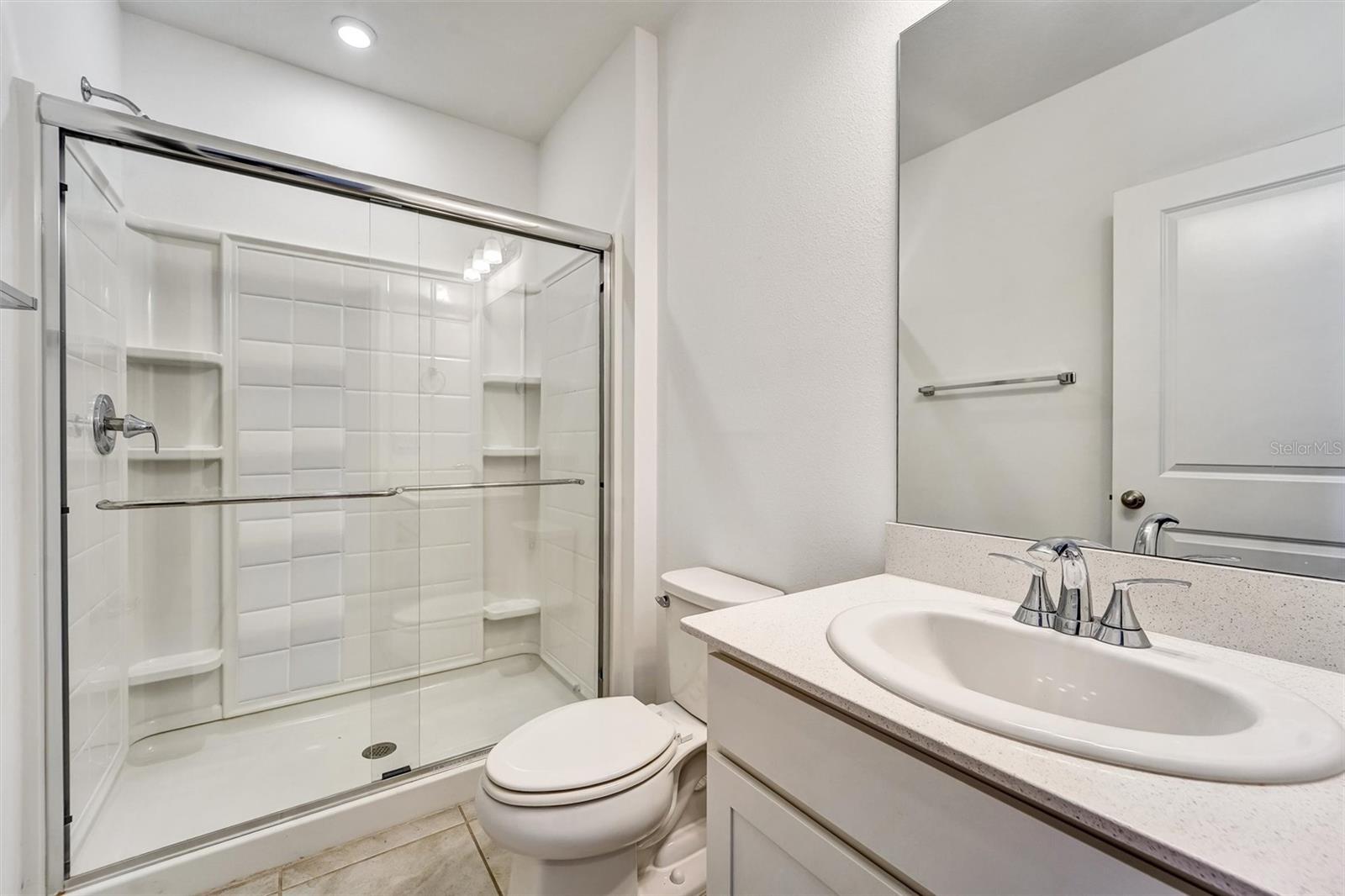6803 BRANHAM MILL CT — photo 12