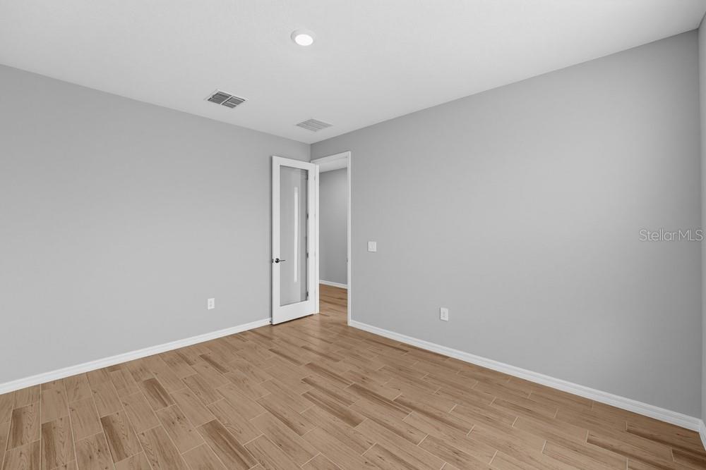 7801 CENTAURUS WAY — photo 35