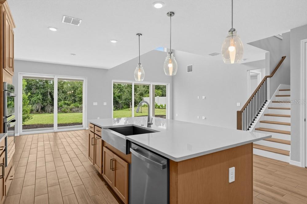 7801 CENTAURUS WAY — photo 7