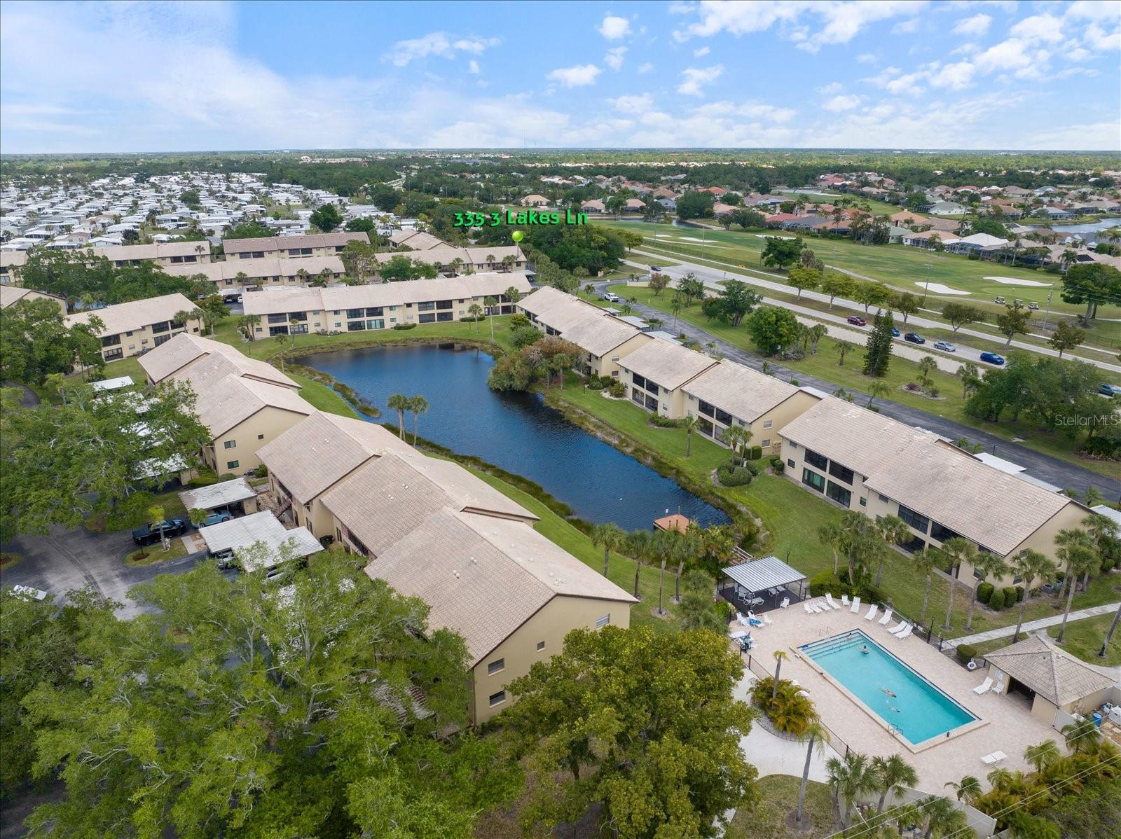 335 THREE LAKES LN #B — photo 4
