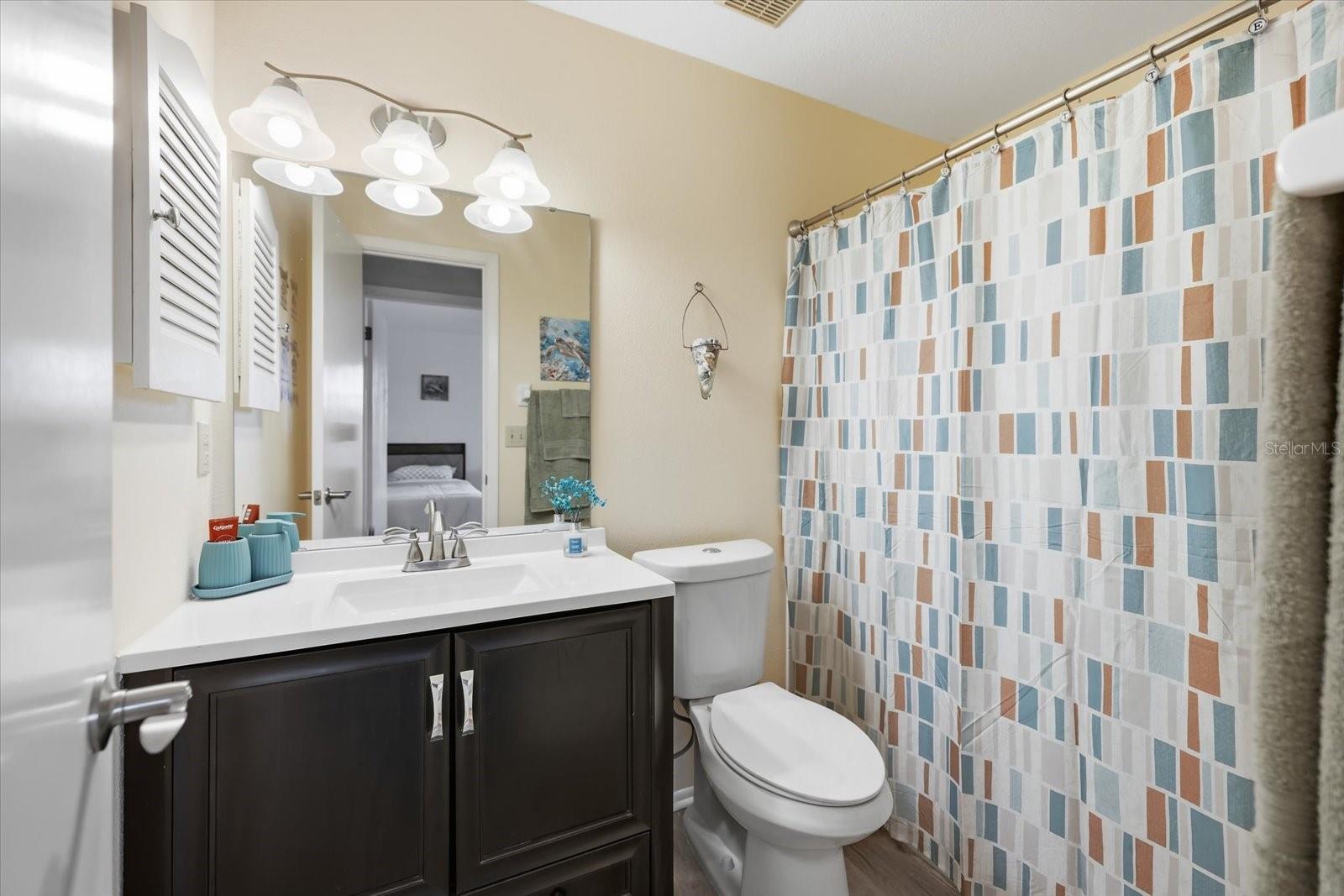 335 THREE LAKES LN #B — photo 17
