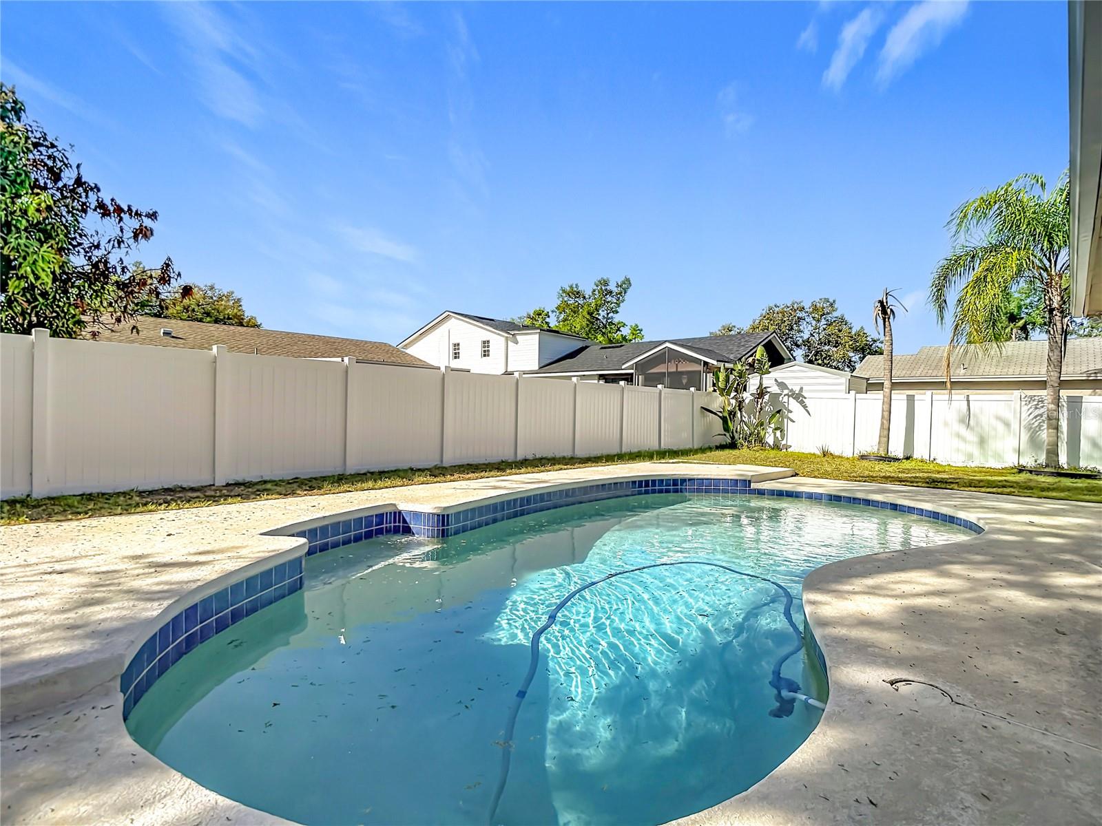 3114 W PARIS ST — photo 15