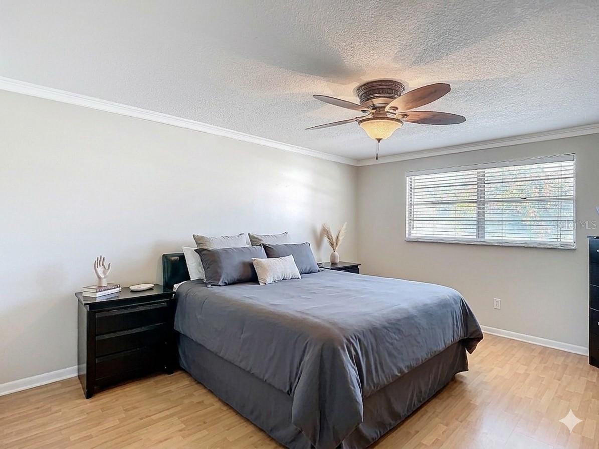 3114 W PARIS ST — photo 10