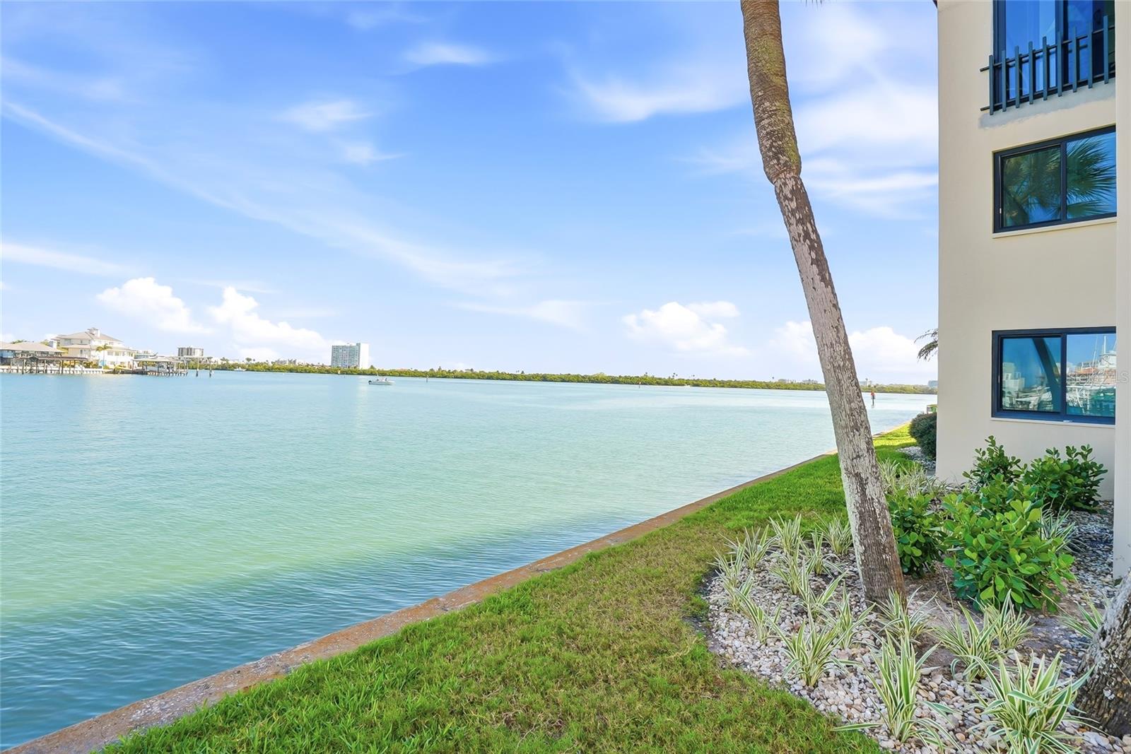 868 BAYWAY BLVD #101 — photo 37