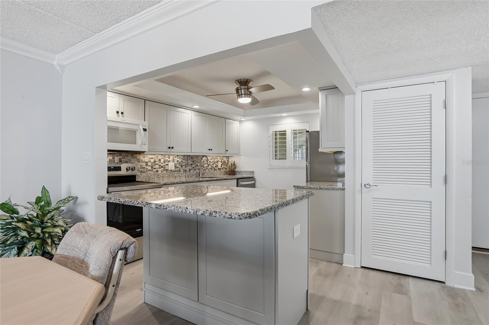 868 BAYWAY BLVD #101 — photo 8