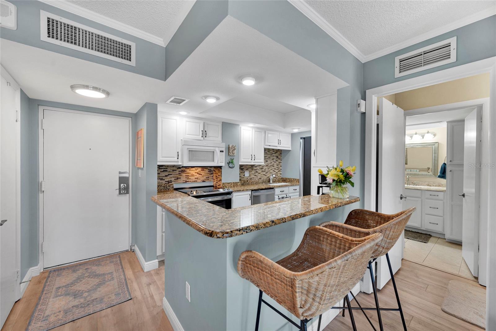4900 BRITTANY DR S #301 — photo 6