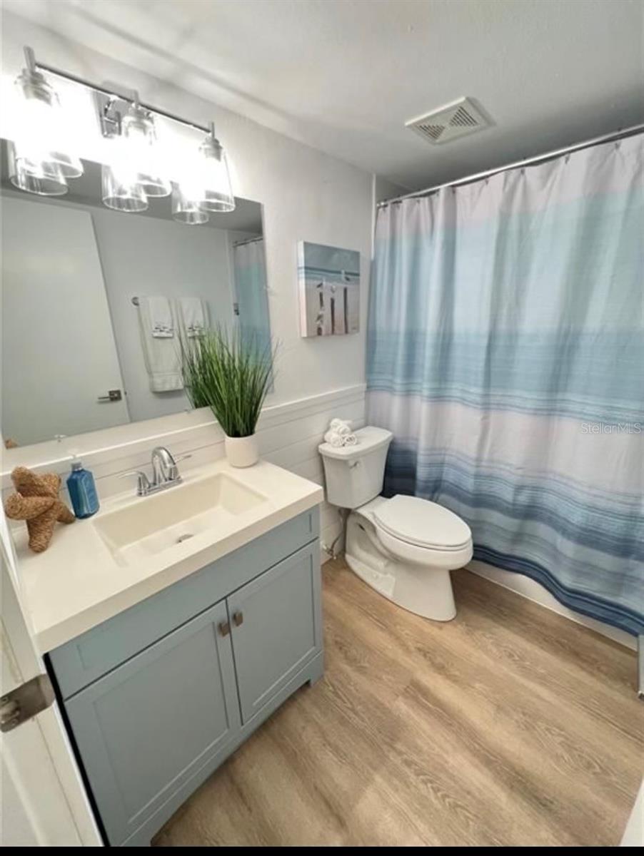 7203 CURTISS AVE #1A — photo 16