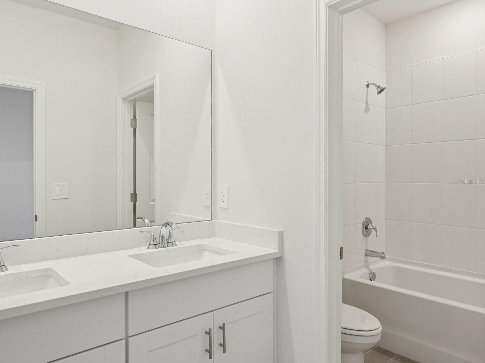 9009 VENETIA CT — photo 12