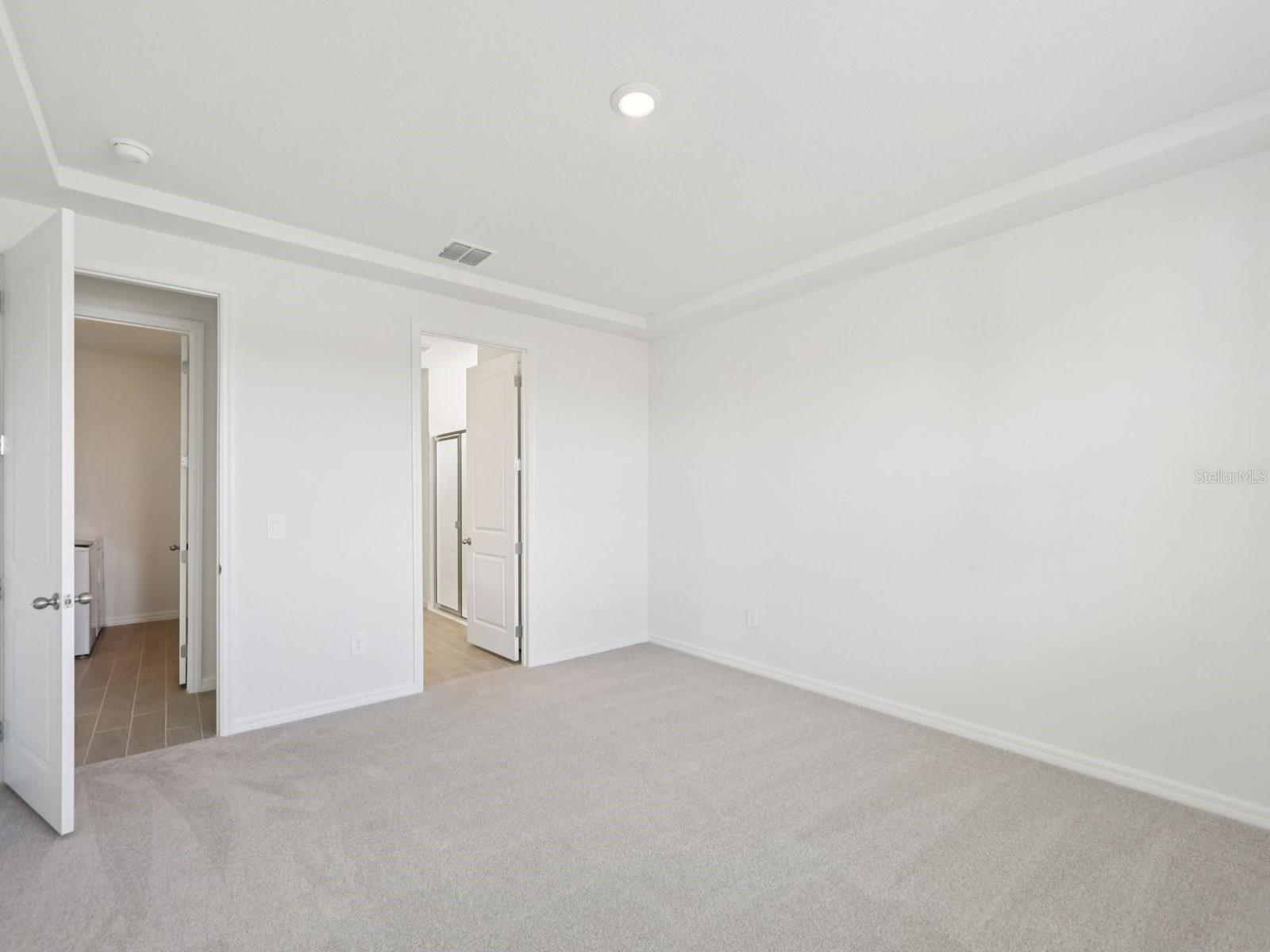 9009 VENETIA CT — photo 8
