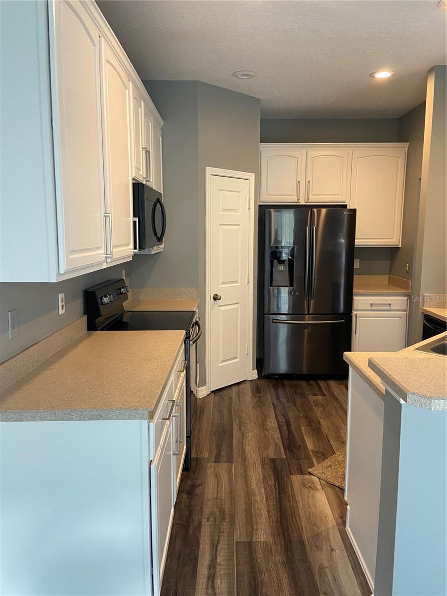 27546 PLEASURE RIDE LOOP — photo 3