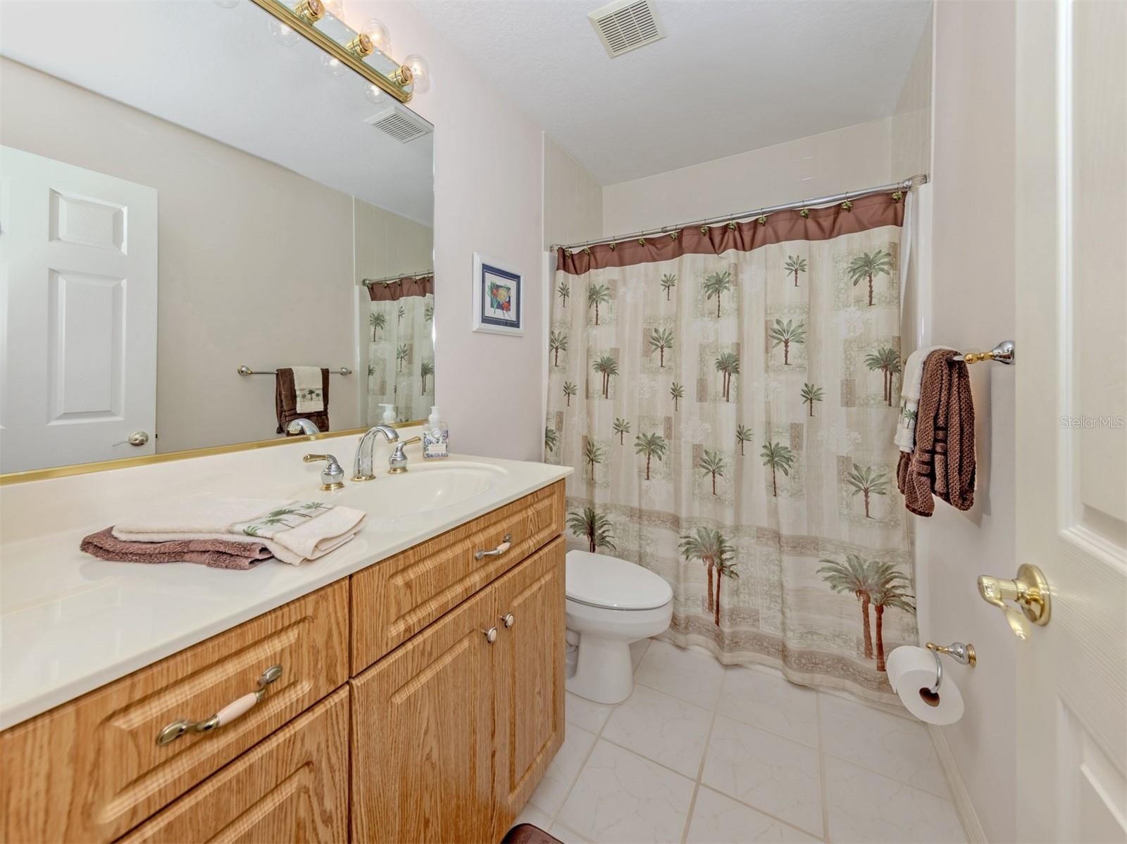 897 COLONIAL RD — photo 19
