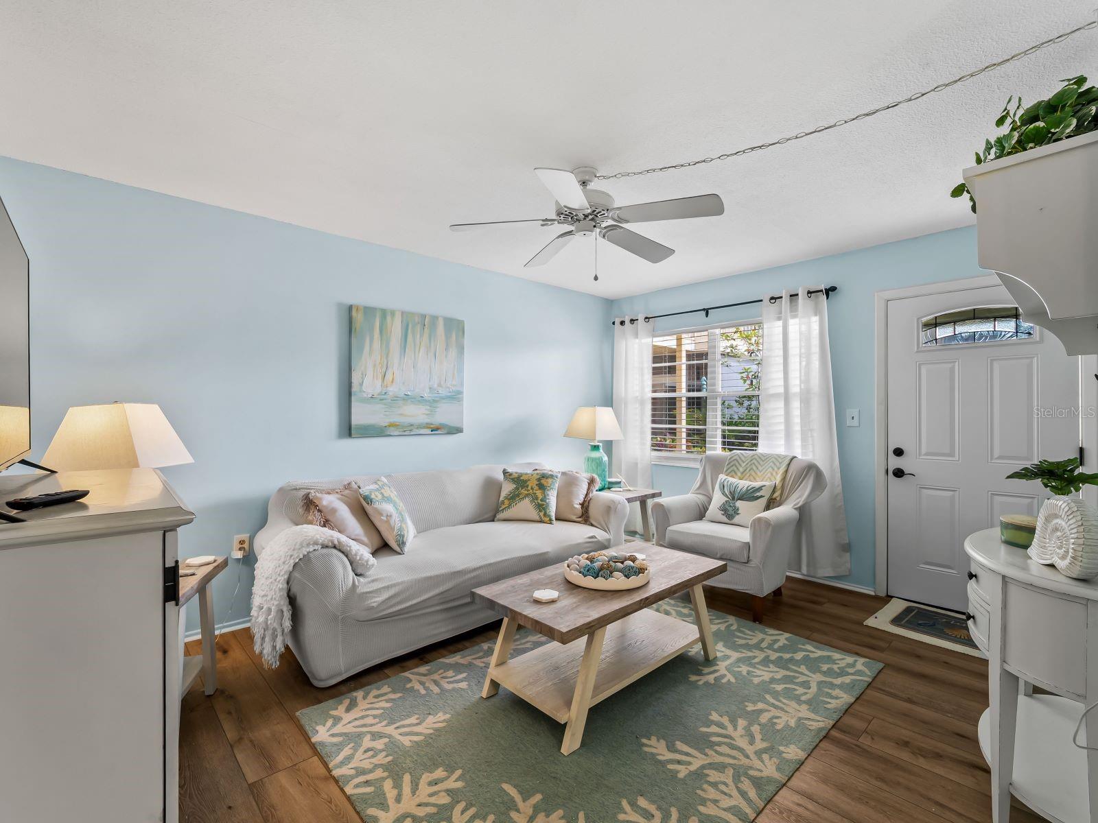210 PARK BLVD N #122 — photo 4