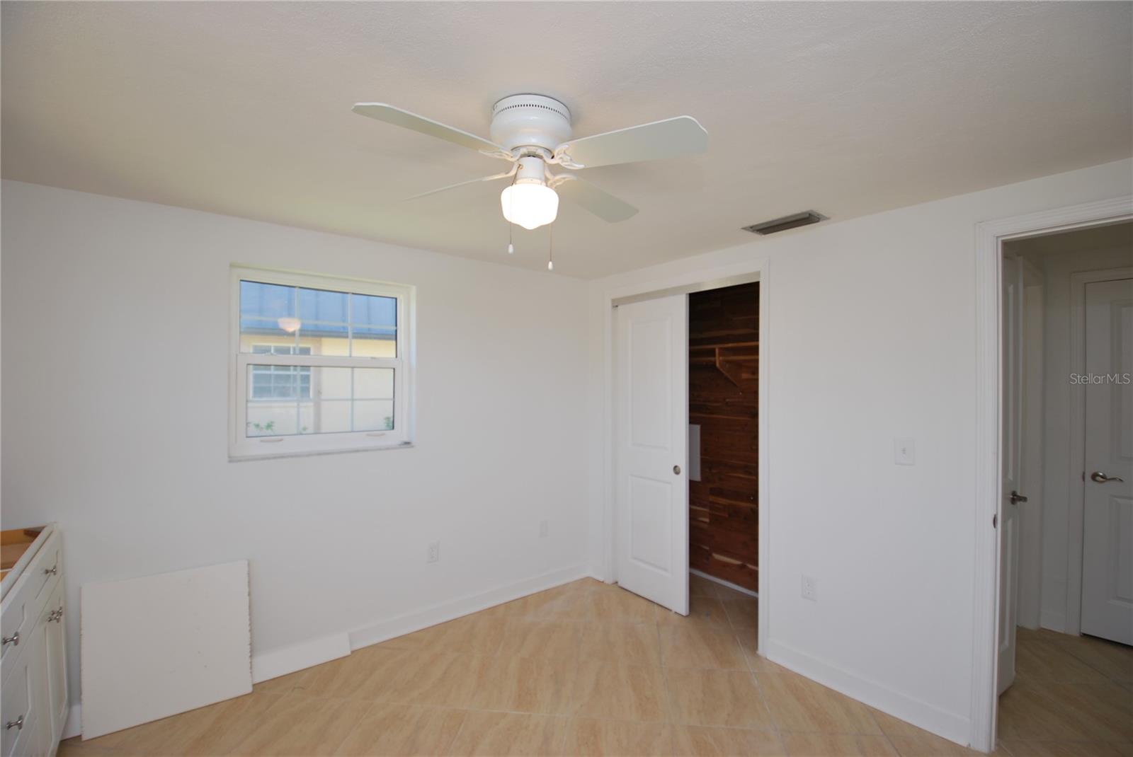 4136 STRATFORD DR — photo 13