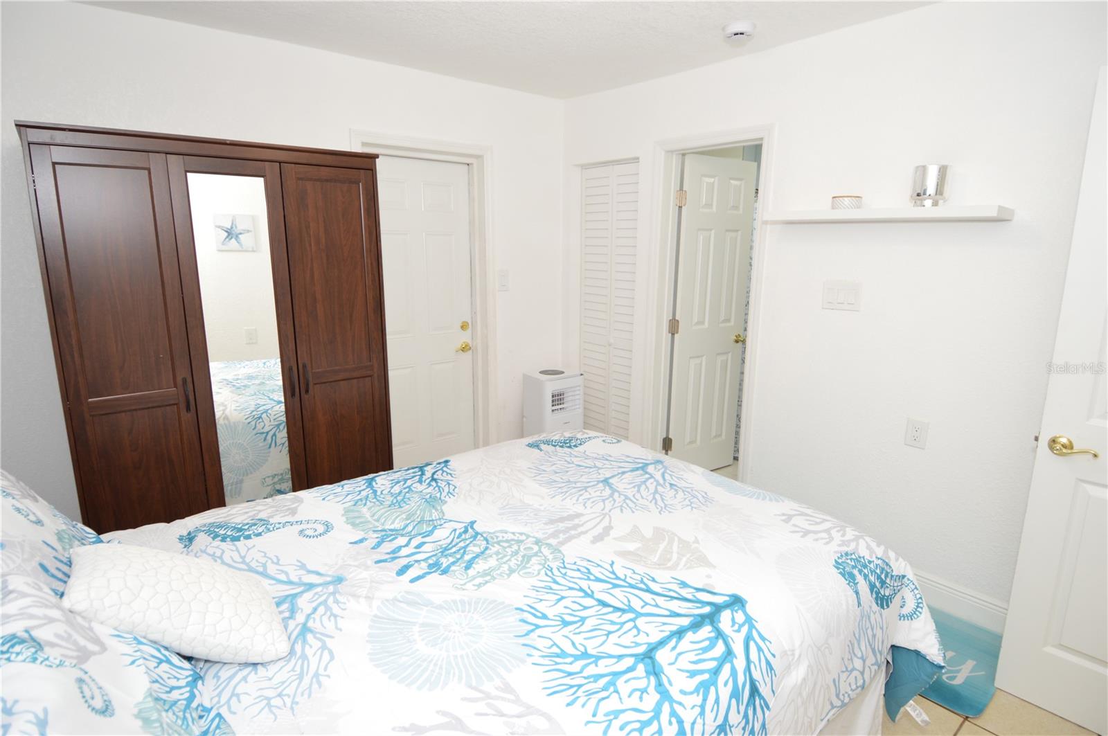 156 146TH AVE E #A — photo 37