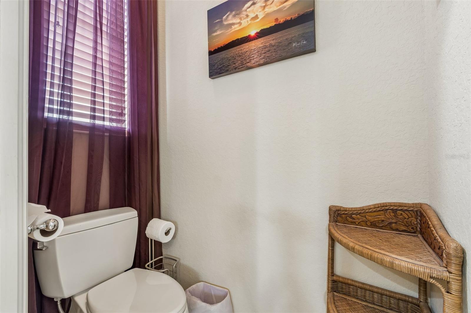 566 PLANTERS MANOR WAY — photo 38